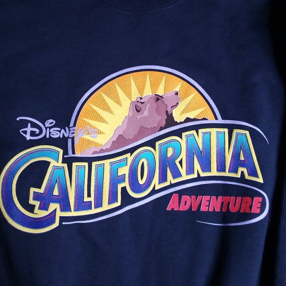 Vintage Y2K Disney California Adventure Crewneck Sweatshirt